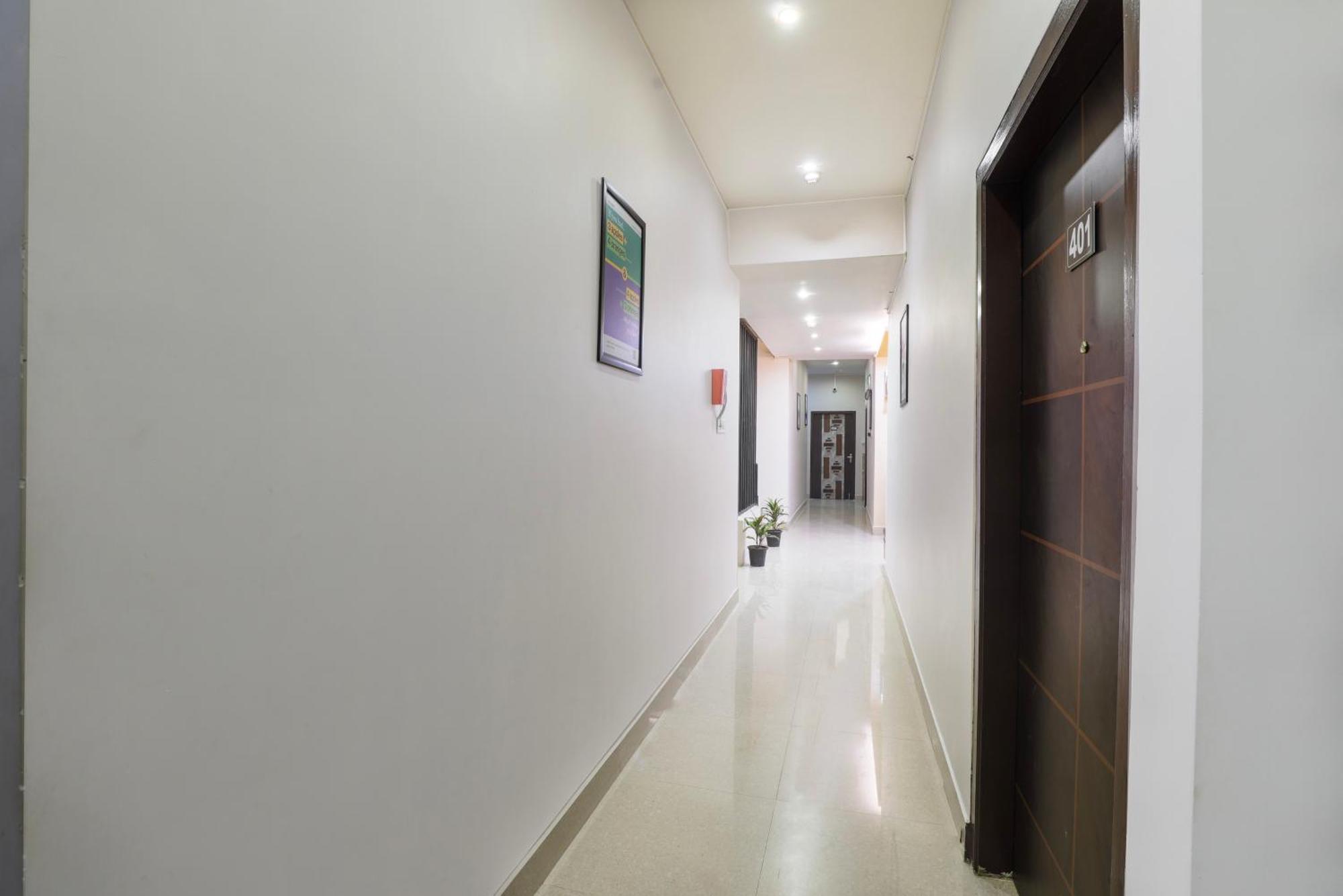 Treebo Urban Oasis Inn Guwahati Luaran gambar