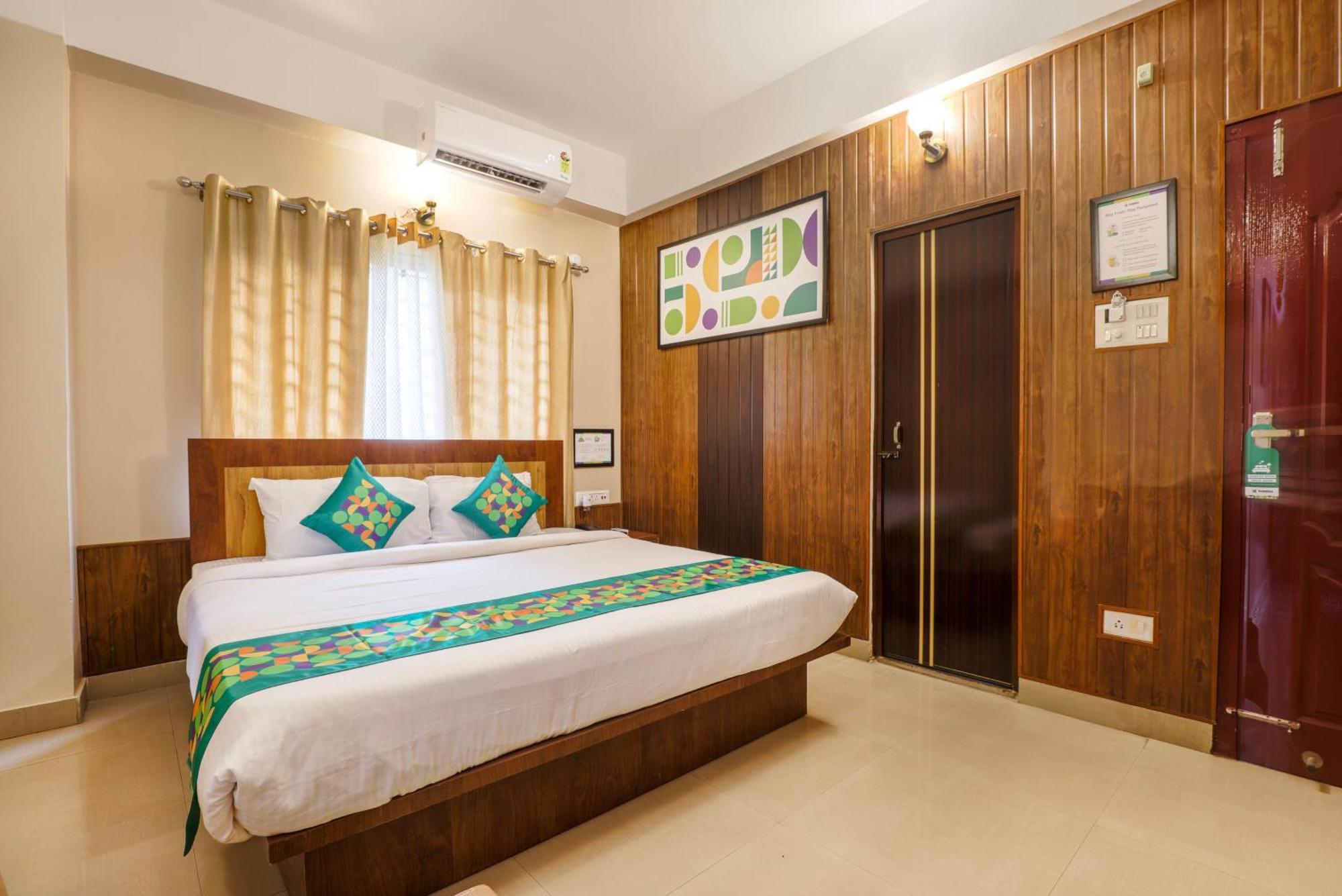 Treebo Urban Oasis Inn Guwahati Luaran gambar